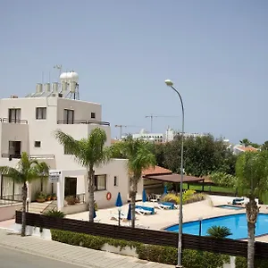 maricosta-hotel-apartments.protaras-cy-hotels.com/